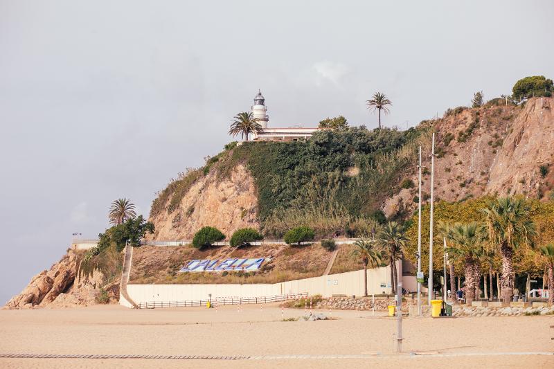 De kust van Calella tijdens de jongerenreis