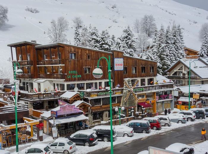 Hotel op jongerenreis ski