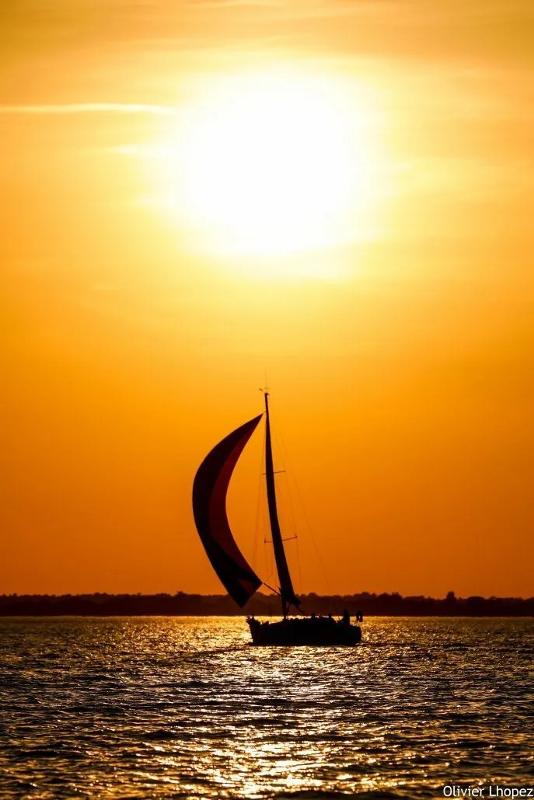 een mooie zonsondergang tijdens een Franse taalcursus Frankrijk
