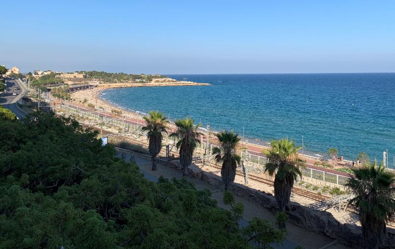 Op taalcursus Spaans Valencia kan je een lekker zwemmen in de zee