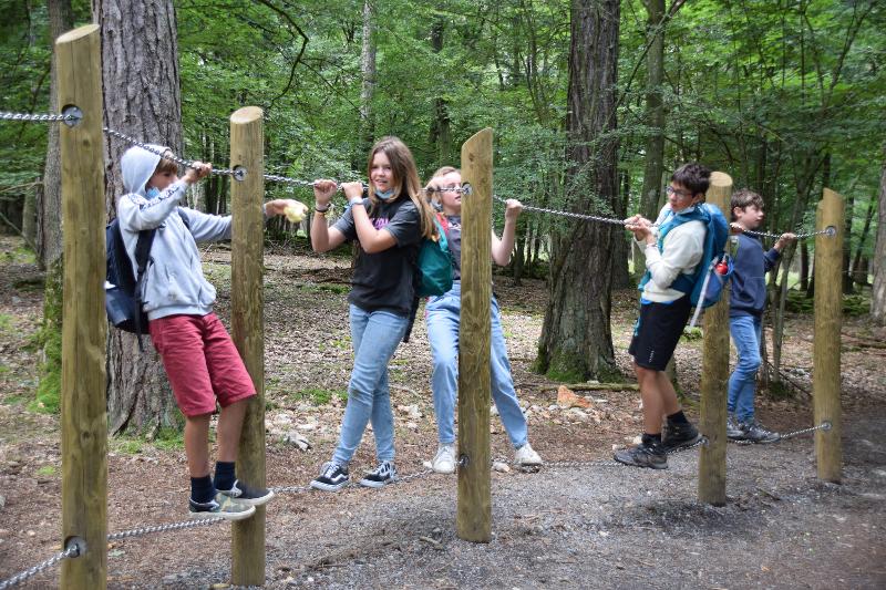 spelen in hout taalkamp frans luxemburg