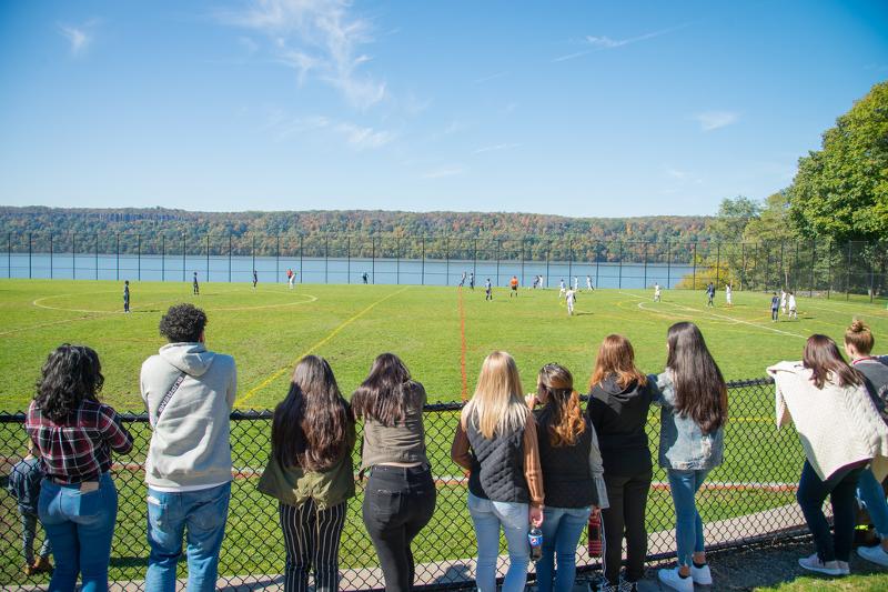 Bekijk een voetbalwedstrijd tijdens een groepsreis New York