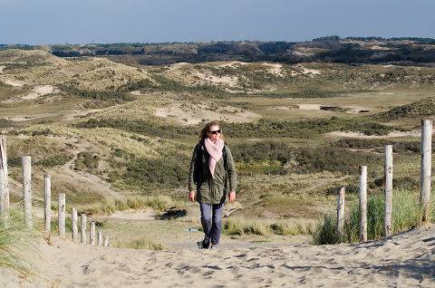 Wandelen door de duinen bij Zandvoort
