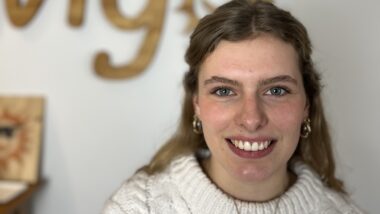 Personeelsfoto Annelies Huisman tijdens haar internationale stage bij Juvigo in Berlijn.