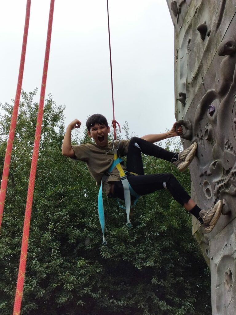 Klimmen op avonturenkamp tijdens de schoolvakantie in regio Midden.