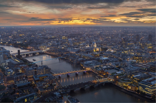 Londen is een goede stad en er zijn veel redenen om Engels te leren